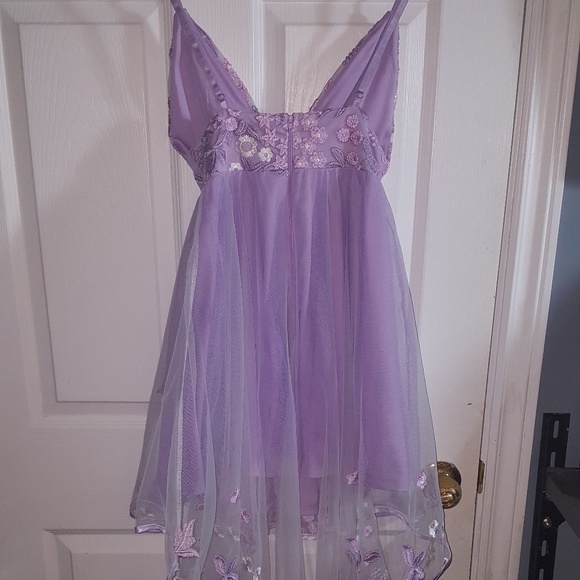 I Feel Pretty Hi-Low Dress in Lavender, XS - Picture 4 of 8